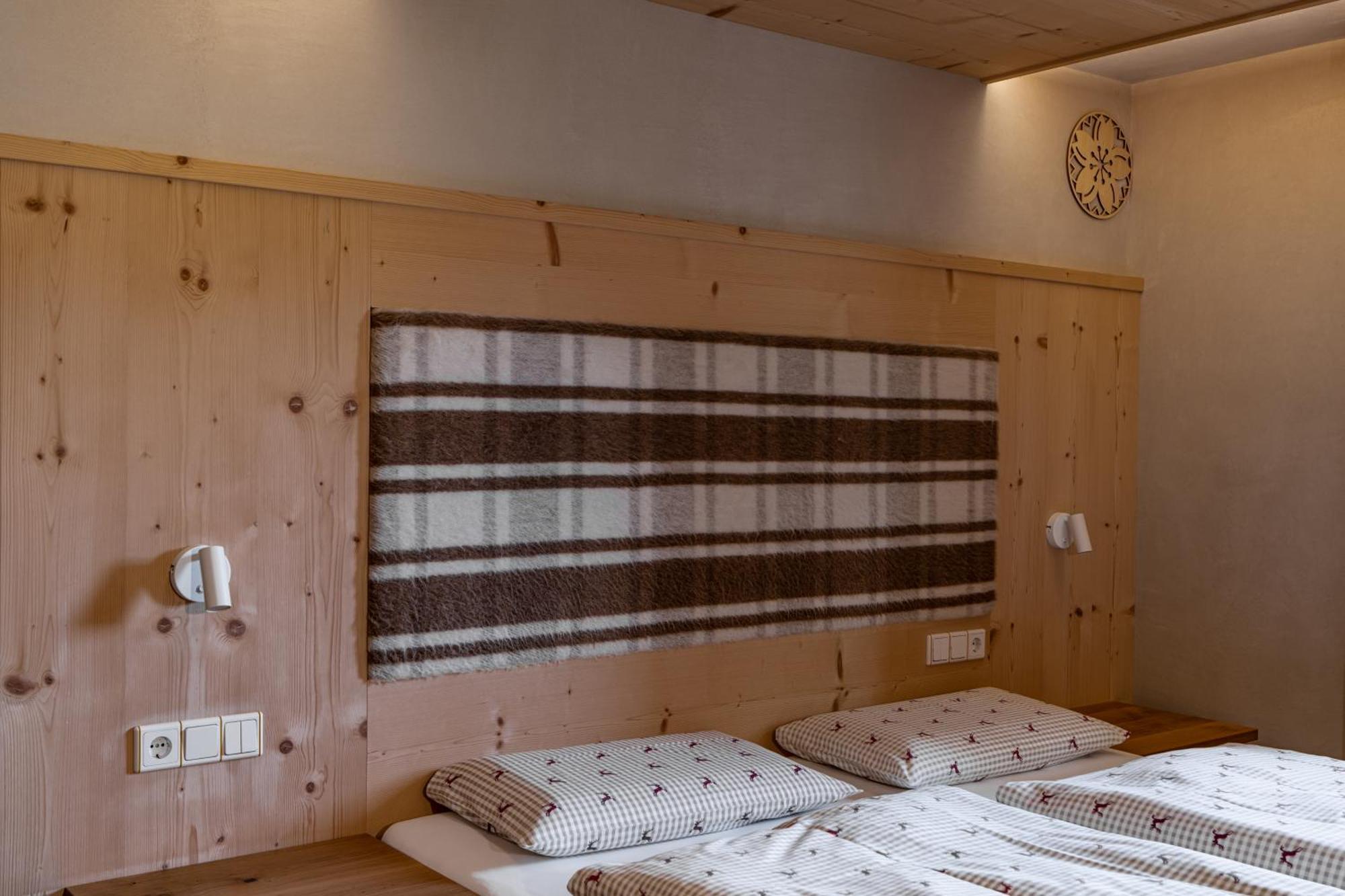 Ciasa Iachin - Dolomites Dream Retreat Apartment San Martino in Badia Ngoại thất bức ảnh